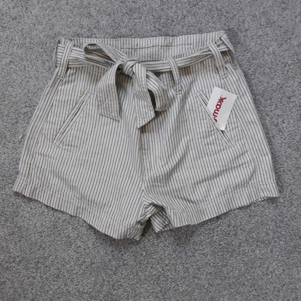NWT American Eagle Striped Shorts size 0